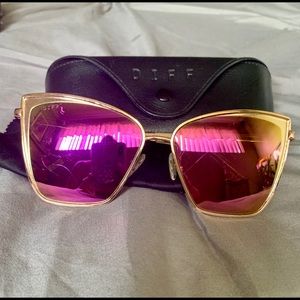 Diff Becky mirrored pink Sunglasses